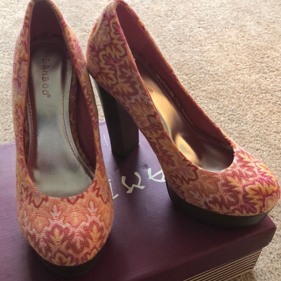 Heels - Picture 3 of 3